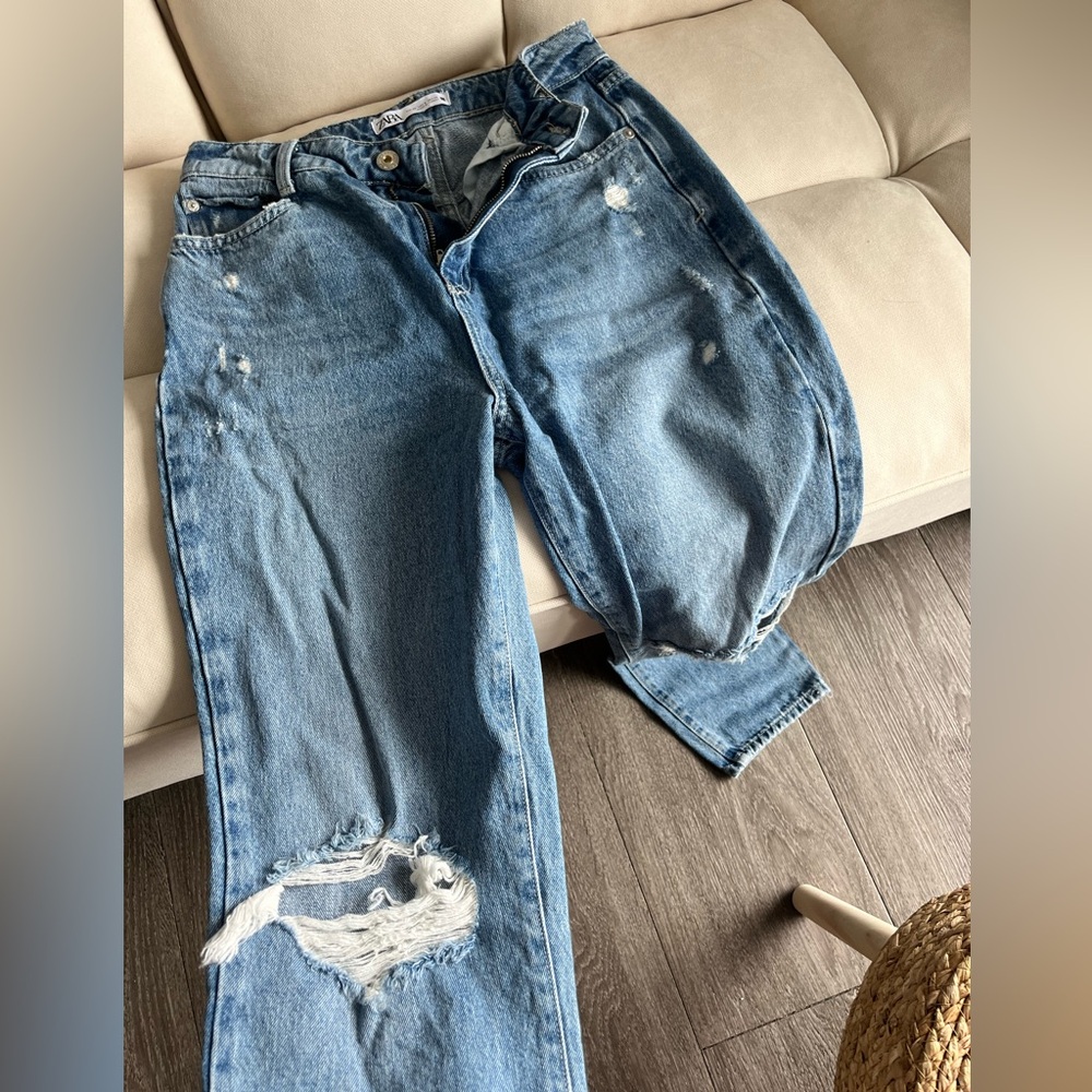 Zara Mom fit jeans - Size 4 - Like new